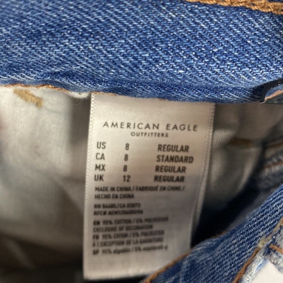 American Eagle Outfitters Distressed Blue Jeans - Picture 12 of 13